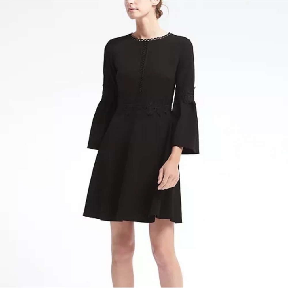 Banana Republic Bell Sleeve Dress, Size 6